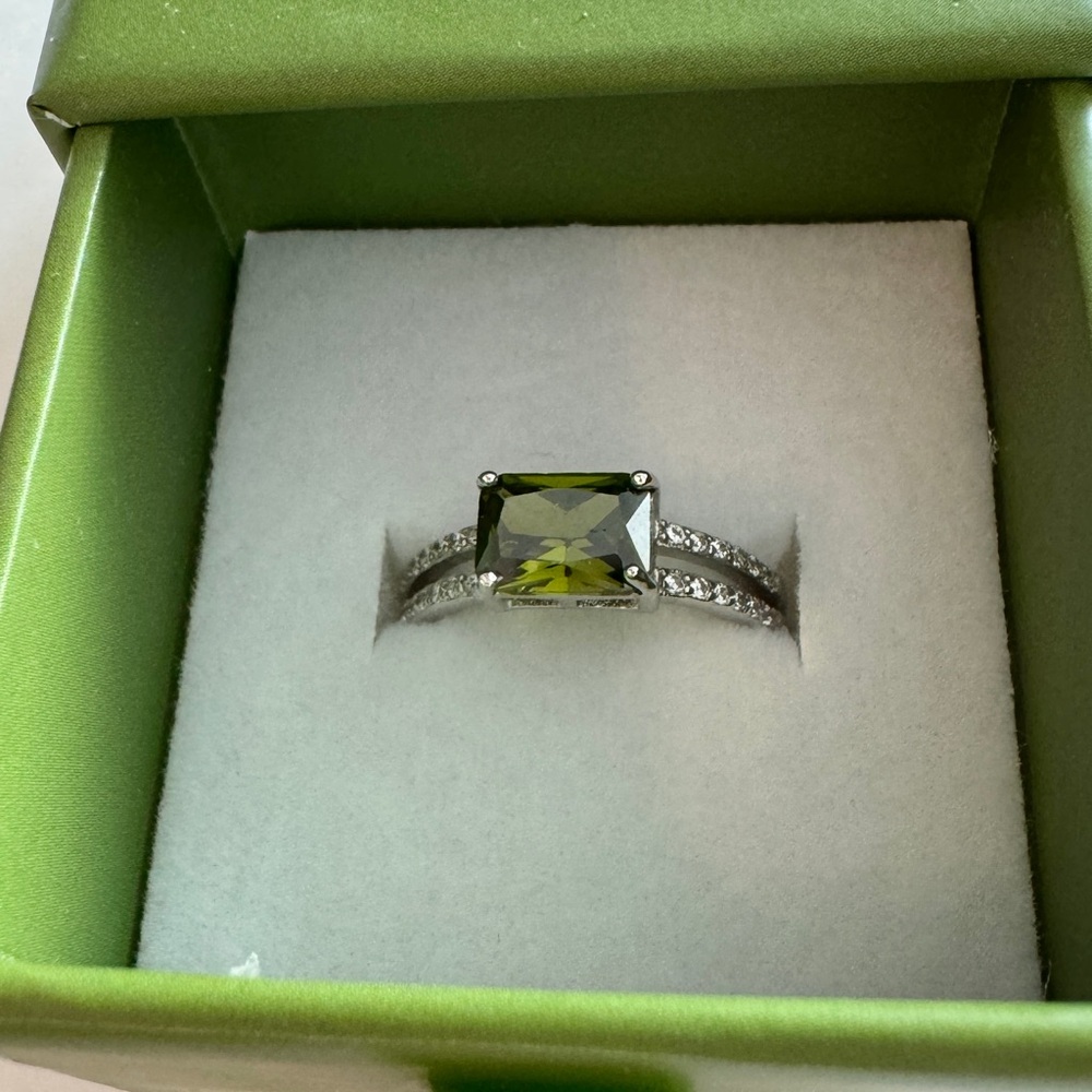 Born To Shine Ryze Party Matcha Ice CZ White Frost CZ Sterling Ring Size 7 - Picture 3 of 8